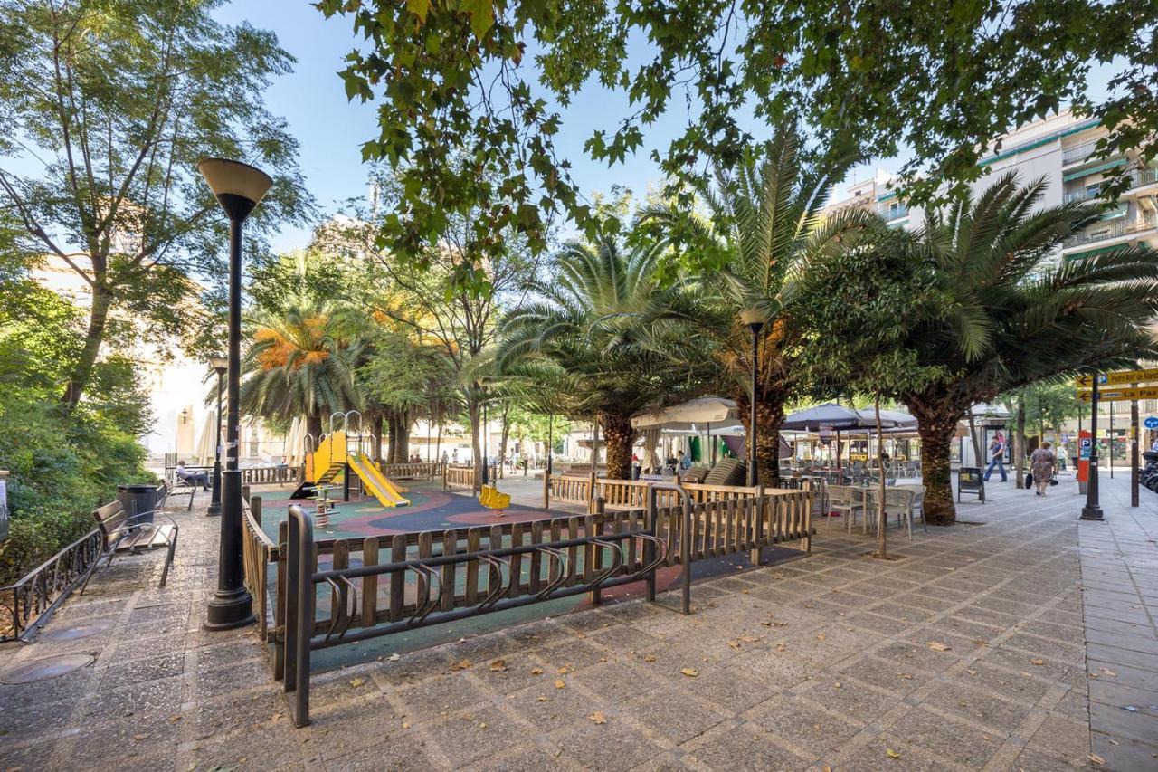 3 Bedroom Elegant & Cozy City Centre Granada Esterno foto